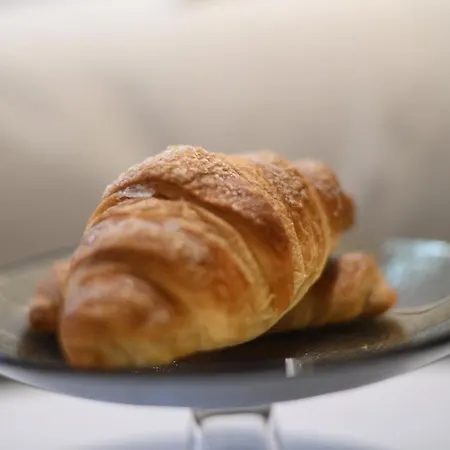 Alojamento de Acomodação e Pequeno-almoço Suitehome Con Vasca